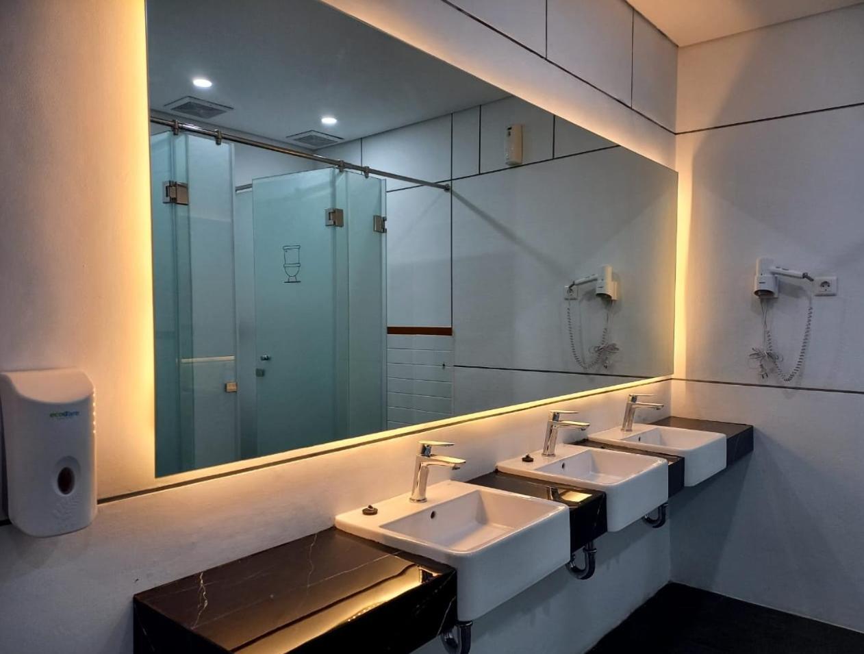 Nindya Biodistrict Hotel Bandung Exterior photo